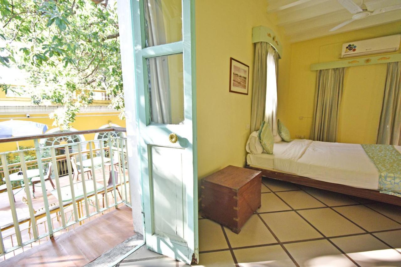 Hotel Villa Des Gouverneurs Pondicherry Eksteriør bilde