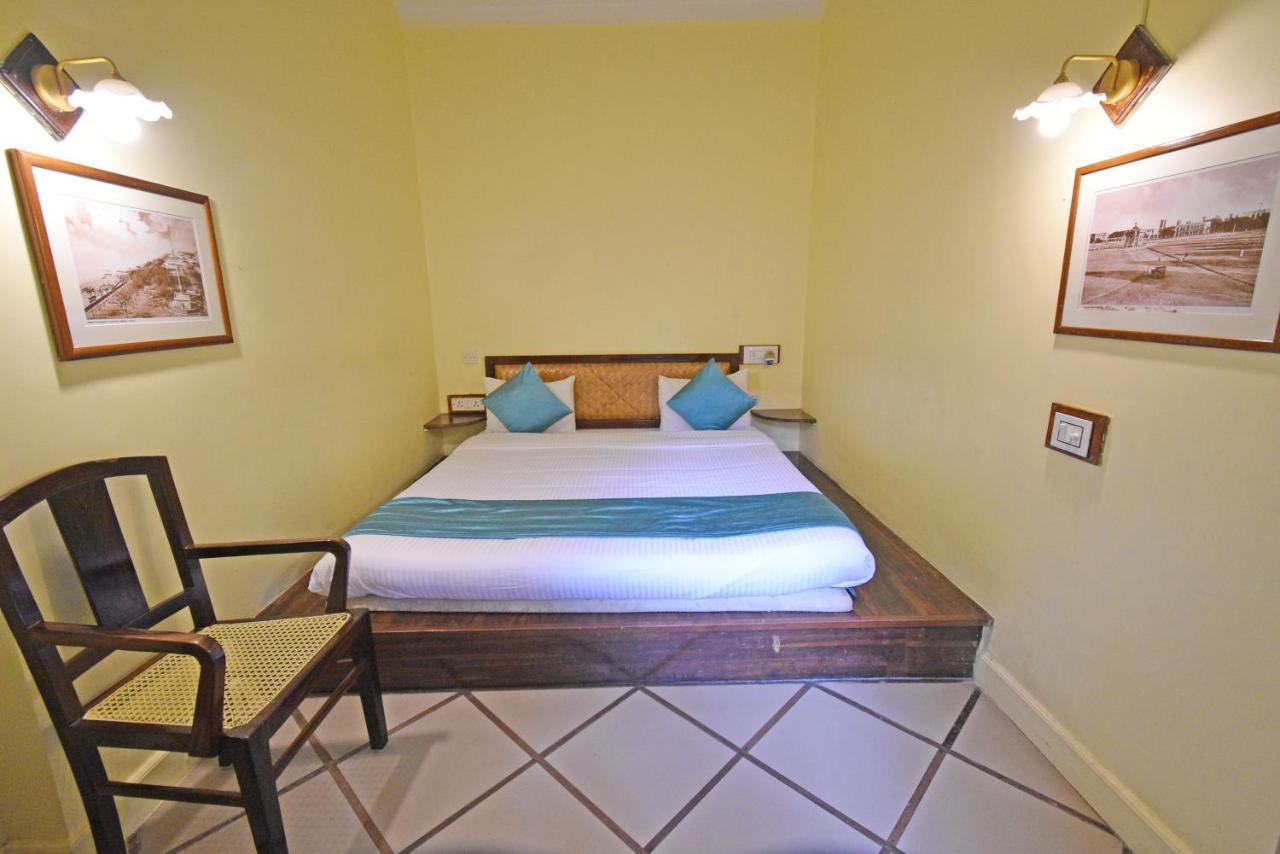 Hotel Villa Des Gouverneurs Pondicherry Eksteriør bilde