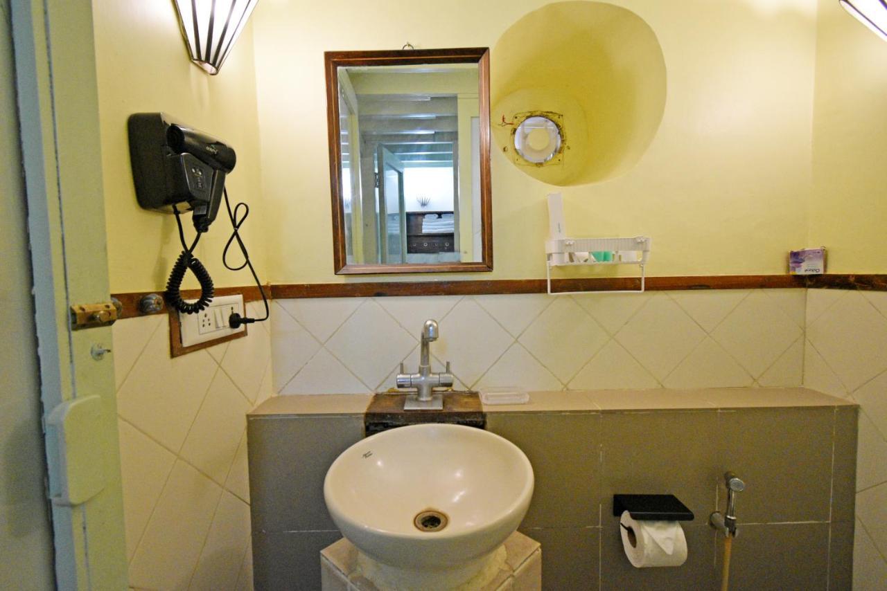 Hotel Villa Des Gouverneurs Pondicherry Eksteriør bilde